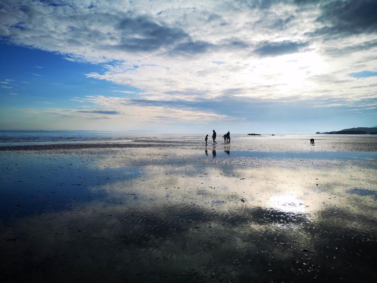 Sea View Snugs At Laggan Hotel เกทเฮาส์ออฟฟลีท ภายนอก รูปภาพ